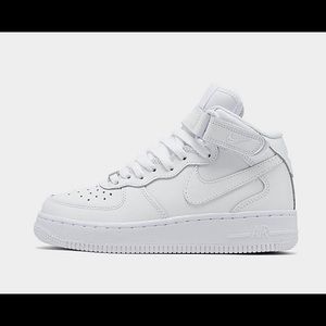 BIG KIDS' NIKE AIR FORCE 1 MID CASUAL SHOES